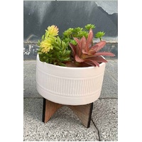 BEIGE POT WITH STAND 8H 13T 13B stand 6H 12.5W