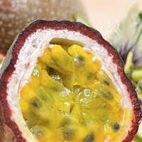Passionfruit Giant Red